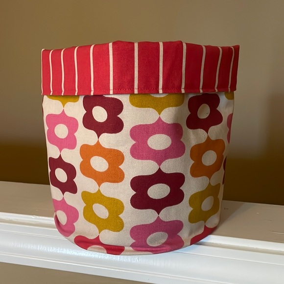 Patterned Mod Flower Multi Colored Fabric bin - Picture 1 of 2
